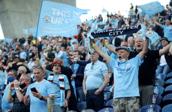 Así fue el espectacular show previo a la final de la Champions League: Selena Gómez deslumbró junto a Marshmello
