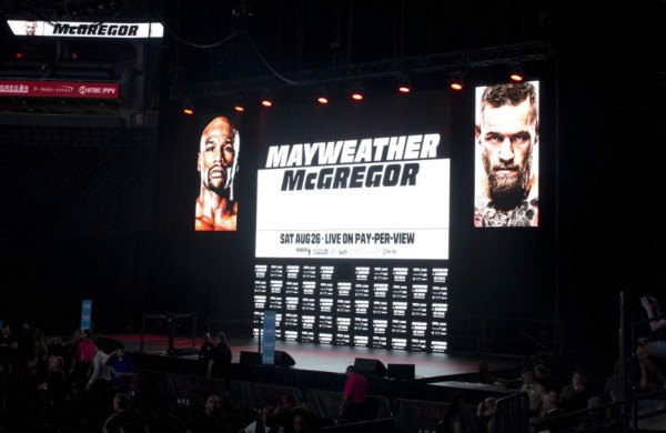 En fotos: Polémica e insultos entre Mayweather y McGregor a un día de la pelea
