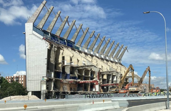 El último suspiro: Las tristes imágenes de los restos que quedan del estadio Vicente Calderón