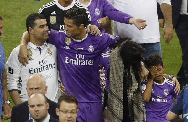 ¿Qué hizo Cristiano con su novia Georgina y por qué lloraba su hijo?