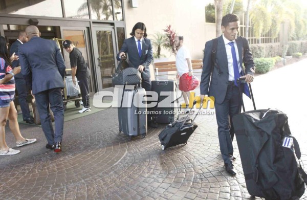 Honduras parte rumbo a Brasil con elegancia y estilo