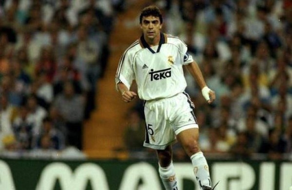 Los grandes futbolistas que tuvieron éxito como estudiantes universitarios