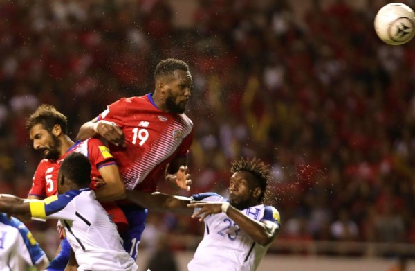 Kendall Waston: 'Para mí el tema de la polémica con Pinto nunca existió'