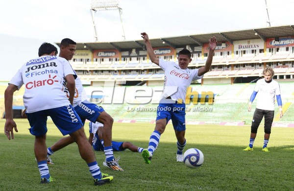 Honduras afina preparación en el estadio Olímpico