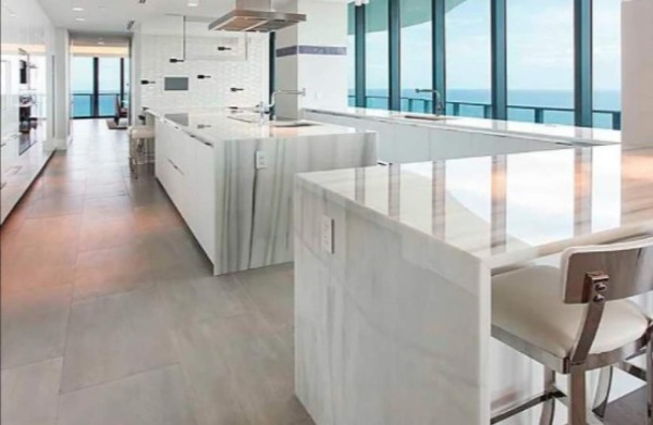 El lujoso apartamento de Messi en Estados Unidos que ha puesto a la venta por $7 millones