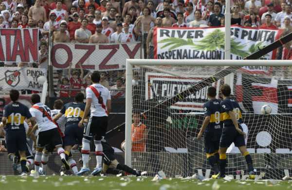 River Plate y Boca Juniors empataron 2-2, Clásico Argentino