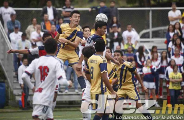 Las mejores imágenes de la semifinal del torneo de escuelas bilingües