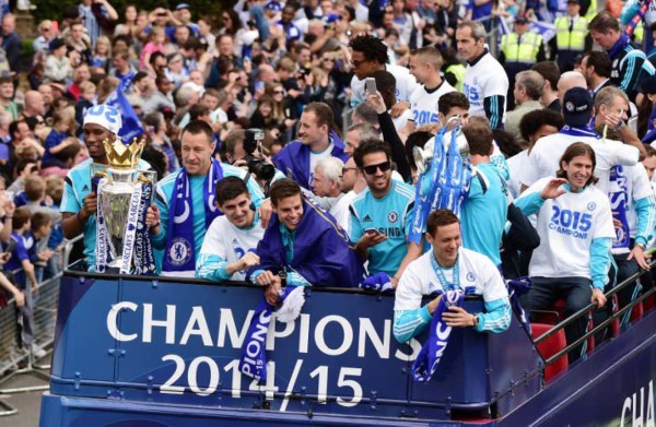 Celebraciones de los campeones por el mundo