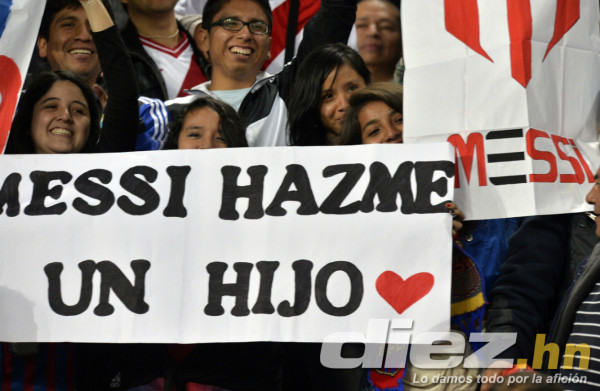 Messi y Neymar en amistoso benéfico en Perú