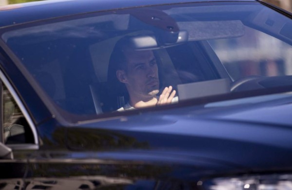 Autos sucios y nuevos 'looks': Así fue el regreso al trabajo de Messi y los futbolistas del Barcelona &nbsp;&nbsp;