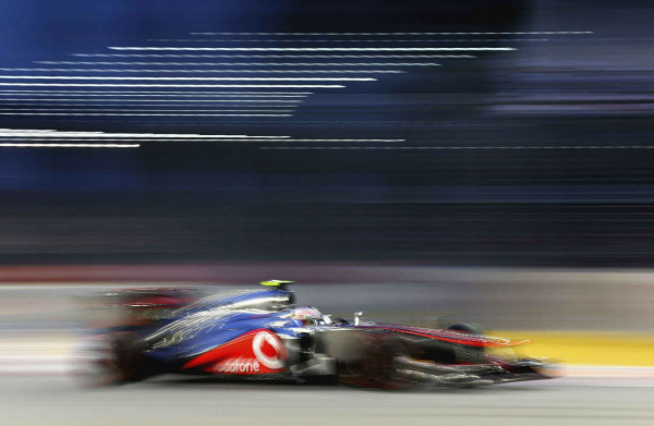 F1: Hamilton logra pole en Singapur.