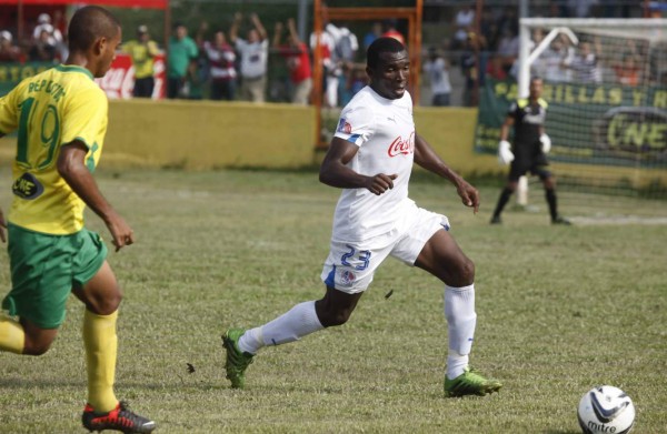 Los últimos jugadores extranjeros que decepcionaron en Olimpia