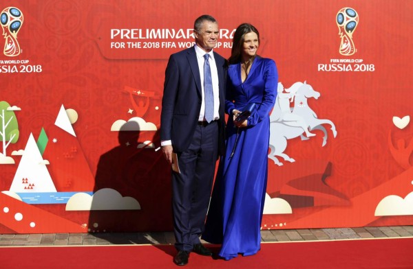 Alfombra roja en sorteo de la eliminatoria para el Mundial Rusia 2018