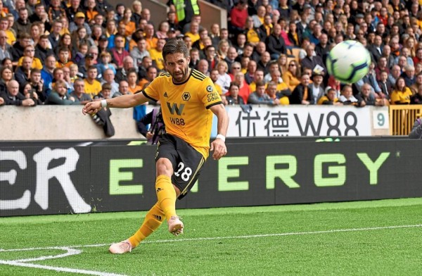 El 11 ideal de los mejores fichajes de la Premier League... ¡con un mexicano!