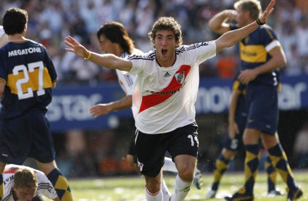 Domenech, el DT que quiso a Higuaín en Francia habla sobre su retiro de Argentina