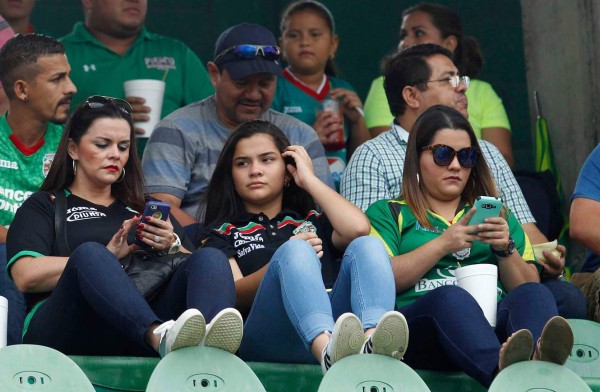 ¡MAMACITAS! Las preciosas chicas que se tomaron el Yankel Rosenthal