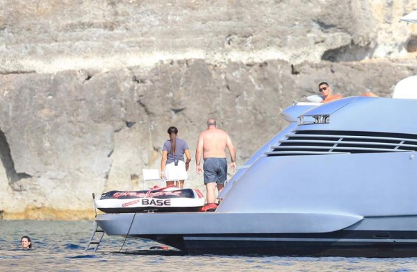 FOTOS: Así pasa sus vacaciones en Ibiza Cristiano Ronaldo