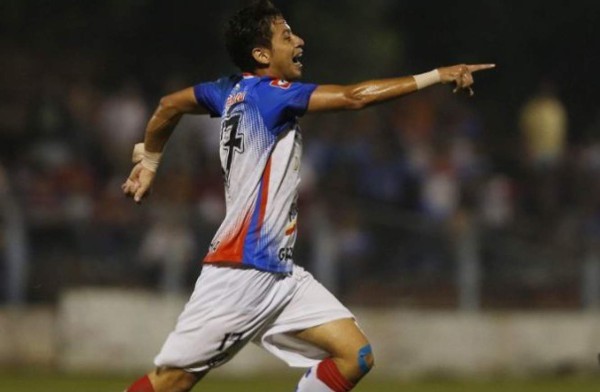 RUMORES Y FICHAJES: Futbolista tico regresa tras su paso por México y Discua cambia de equipo