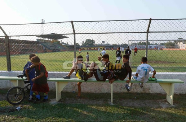 De rodillas y aferrados a la fe, así cerró su preparación el Honduras Progreso