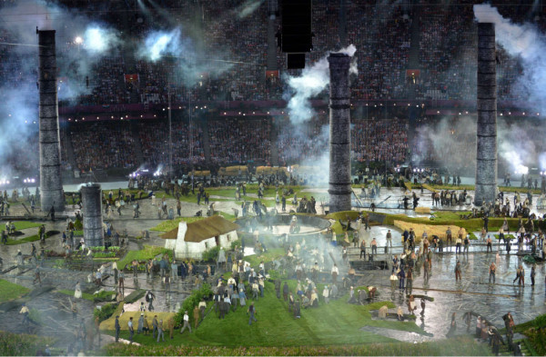 Gran ambiente inauguración de los Juegos Londres 2012.