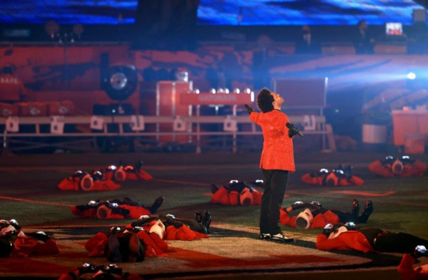 Fotos: Así fue el tremendo show de The Weeknd en el medio tiempo del Super Bowl LV