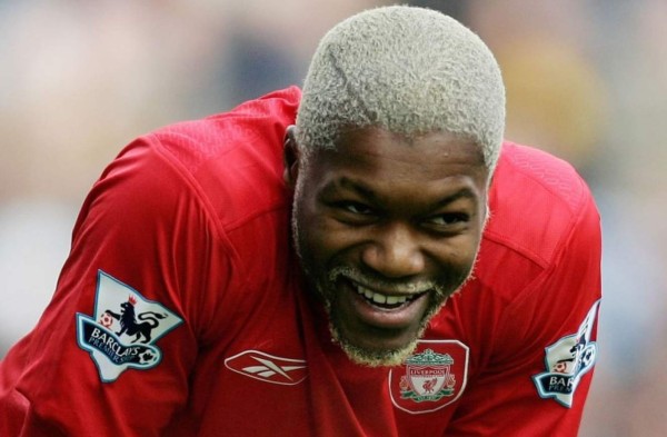 En fotos: Los futbolistas que se han teñido el pelo de rubio