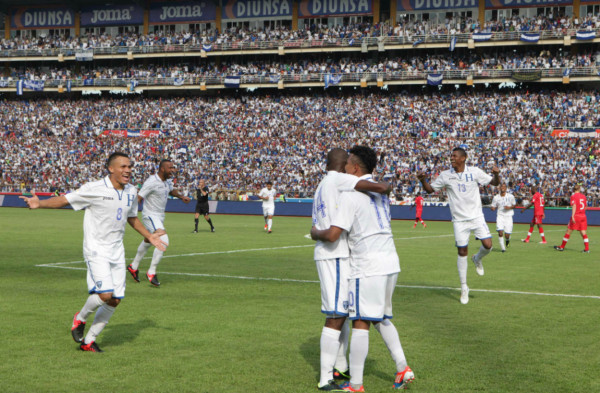 Honduras clasifica a la hexagonal al golear a Canadá