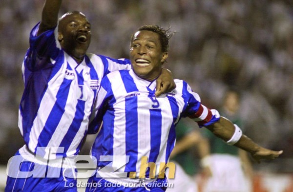 Un repaso a la carrera esplendorosa de David Suazo