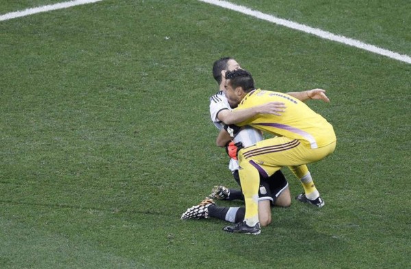 Argentina finalista: ganó 4-2 a Holanda en los penales.