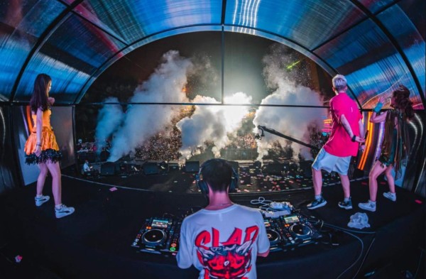 Indignación mundial: Así fue la escandalosa fiesta en Wuhan donde se hace caso omiso al COVID-19&nbsp;&nbsp;