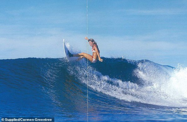 Exsurfista desvela el terrible calvario que sufrió en la India: perdió la cuenta de las veces que fue abusada sexualmente