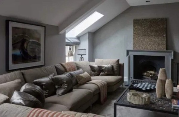 Se retiró hace ocho años: El imperio inmobiliario y el negocio de muebles de lujo de Sol Campbell