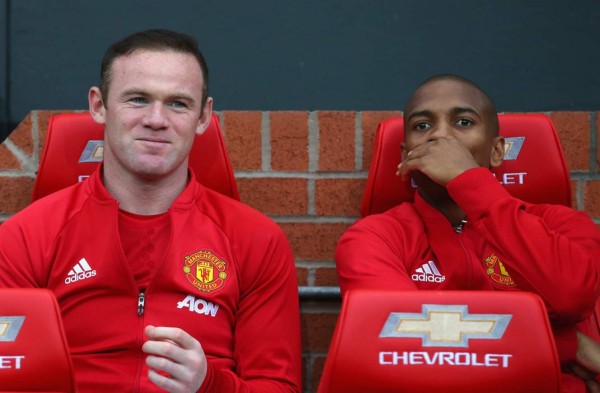 TOP: Los impresionantes salarios semanales de los futbolistas mejor pagados