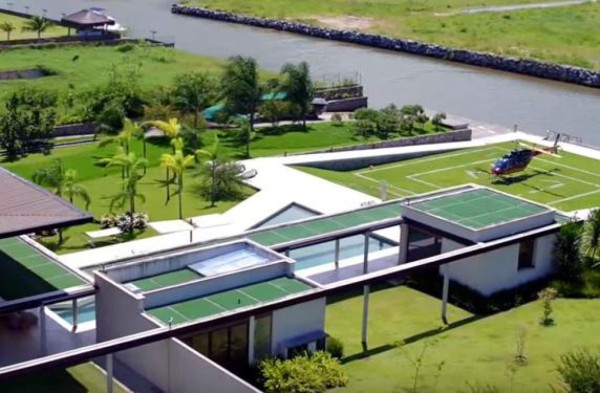 Hasta con un helipuerto: La paradisíaca mansión en la que Neymar se aisla del coronavirus