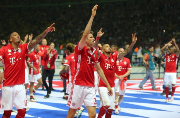 Guardiola se despide con doblete del Bayern Múnich