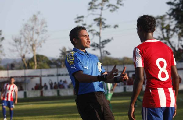 Juticalpa pega primero en la final de liga de ascenso .de liga de ascenso ..