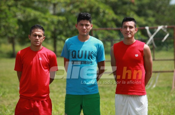 RUMORES+FICHAJES: Erick Andino se iría a Europa y Wilmer Cruz busca portero