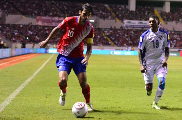 El hondureño Alberth Elis entre los sobresalientes de Concacaf del 2017