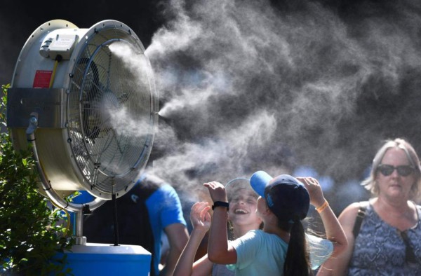El Abierto de Australia se derrite a causa de las altísimas temperaturas en Melbourne