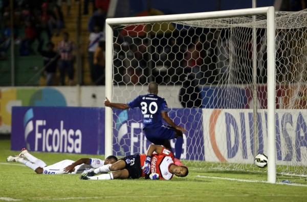 FOTOS: El álbum de los últimos 10 clásicos Olimpia-Motagua