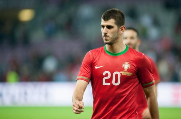 ¡Se agita el mercado! Los principales fichajes y rumores del viernes en el mundo