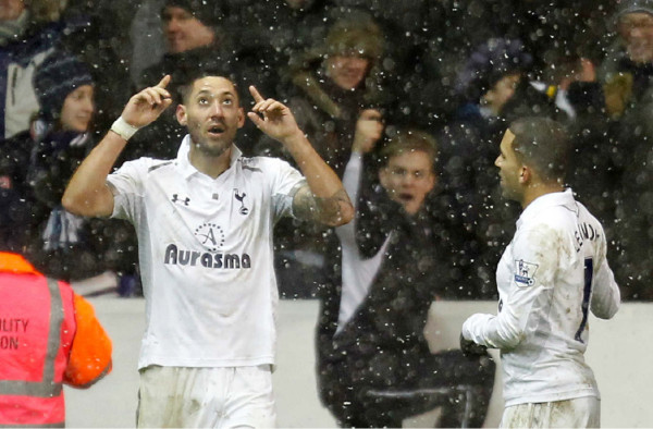 Tottenham empata de último minuto y rescata un punto entre la nieve.