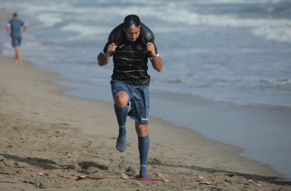 Los mejores momentos de Santiago Vergara en Honduras