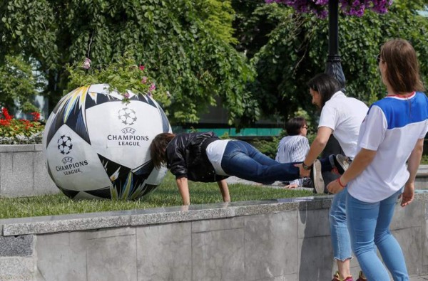 Kiev, lista para recibir la final de la Champions League entre Real Madrid y Liverpool
