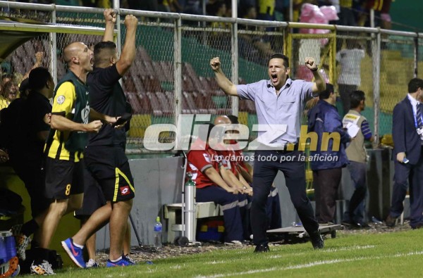 Real España y Municipal se enfrentan por la Champions de Concacaf.