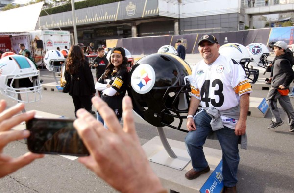Ambiente espectacular se apodera de San Francisco en el Super Bowl