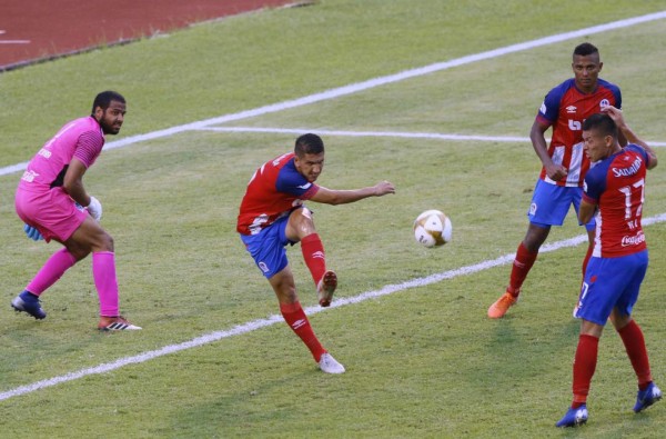 ¡UN CAMBIO! El once titular del Olimpia en el clásico ante Motagua