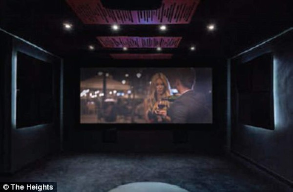 ¡De lujo! La espectacular villa de 1.5 millones de euros que se compró Conor McGregor