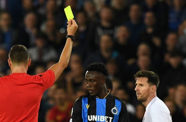 La extraña petición de un hincha a Messi, la decepción del argentino y alarma con Mbappé