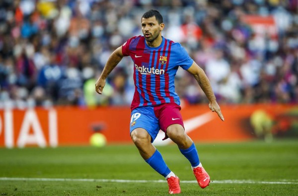 Con los fichajes: El renovado 11 del Barcelona que desea Xavi Hernández como DT